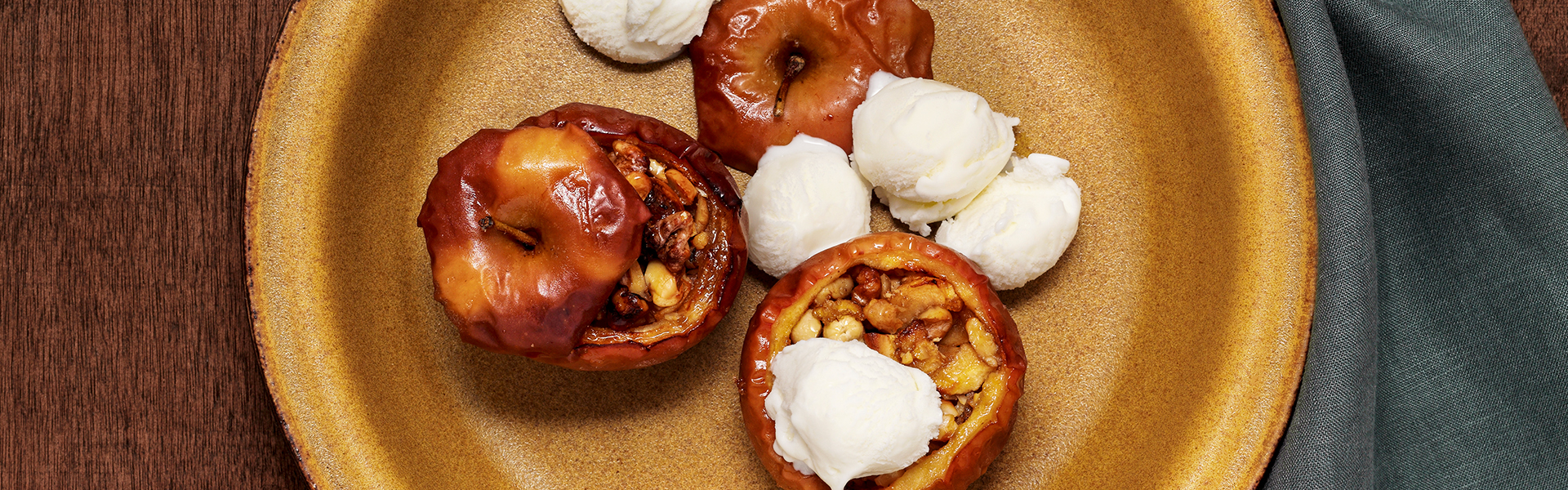 Non-Waste Hazelnut Stuffed Apples
