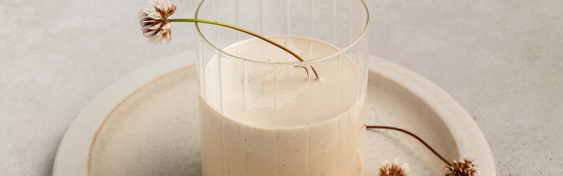 No Waste Almond Smoothie 