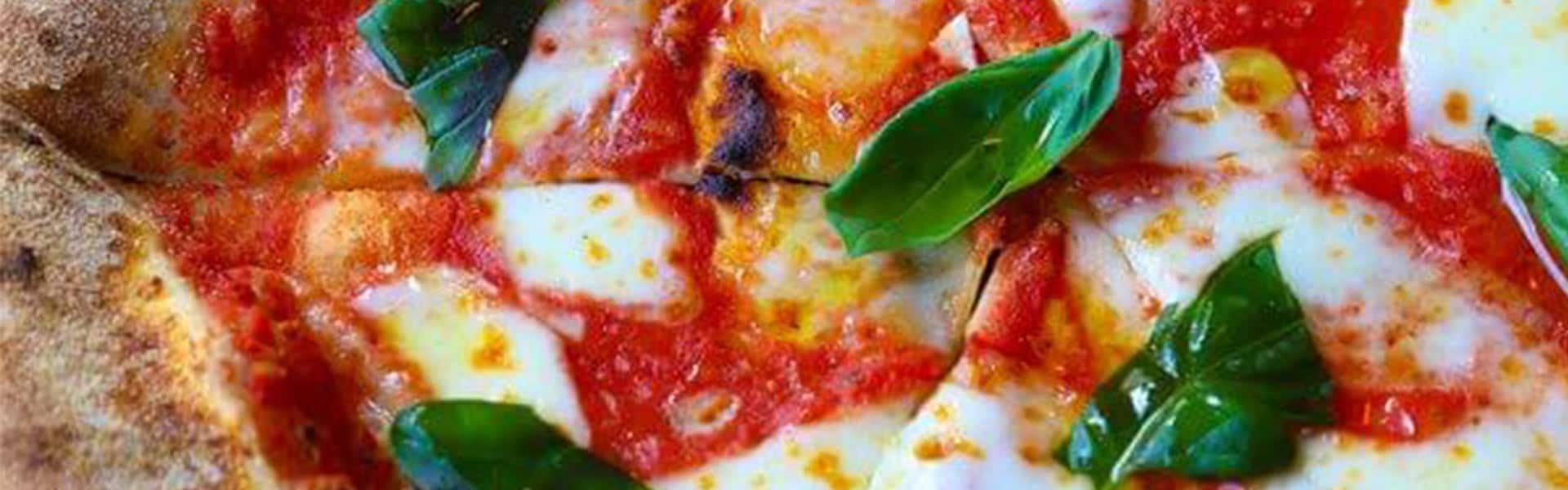 Pizza Margherita from Leftover Pasta Sauce