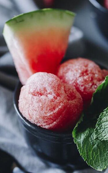 GRUNDIG_Respect-Food_Watermelon-Sorbet_375x600