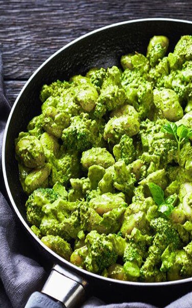 Creamy Broccoli Gnocchi_375x600