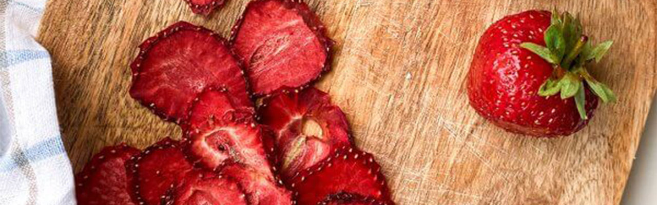 Oven-Dried-Strawberries_1920x600