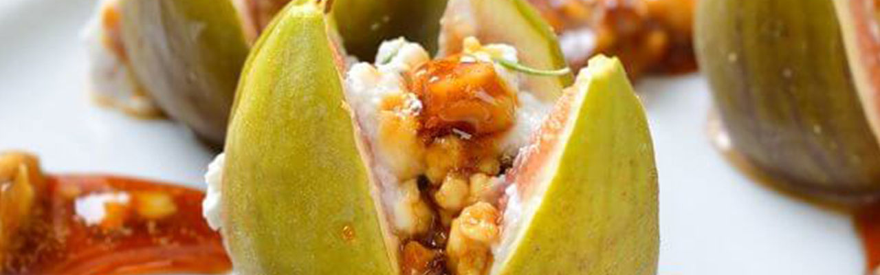 Stuffed Figs with Port Reduction_1920x600