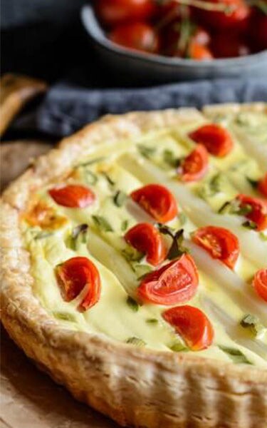 Leek-Tomato-Eggy-Bread-Bake_375x600