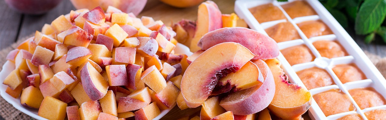 Frozen peaches
